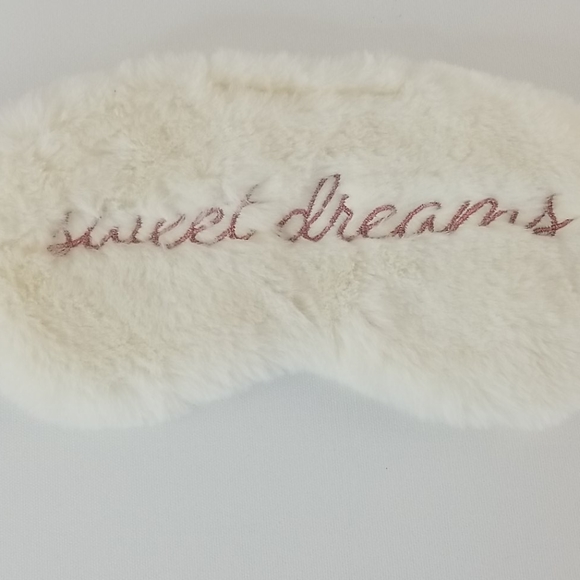 Sweet Dreams Sleeping Mask - Picture 2 of 4